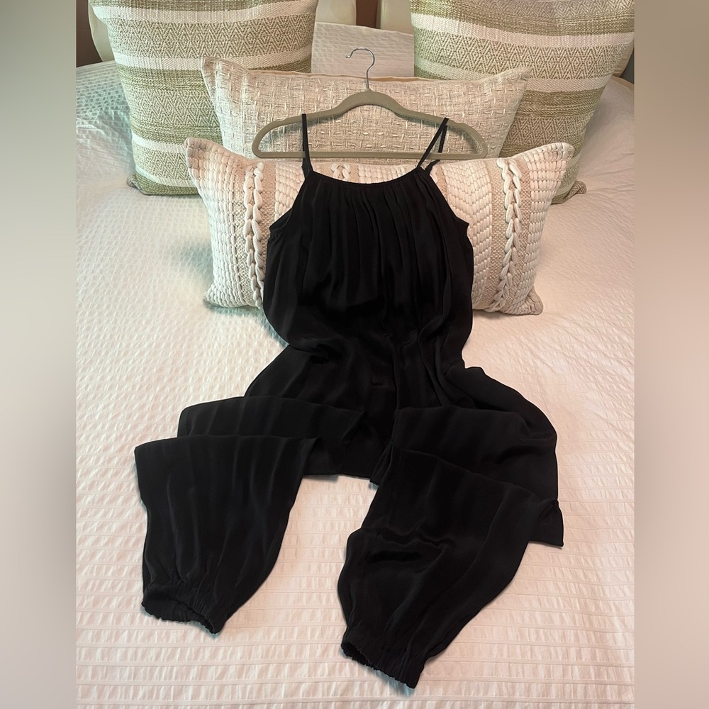 🖤Urban Outfitters Black Jumpsuit with Pockets NWOT, Size XS